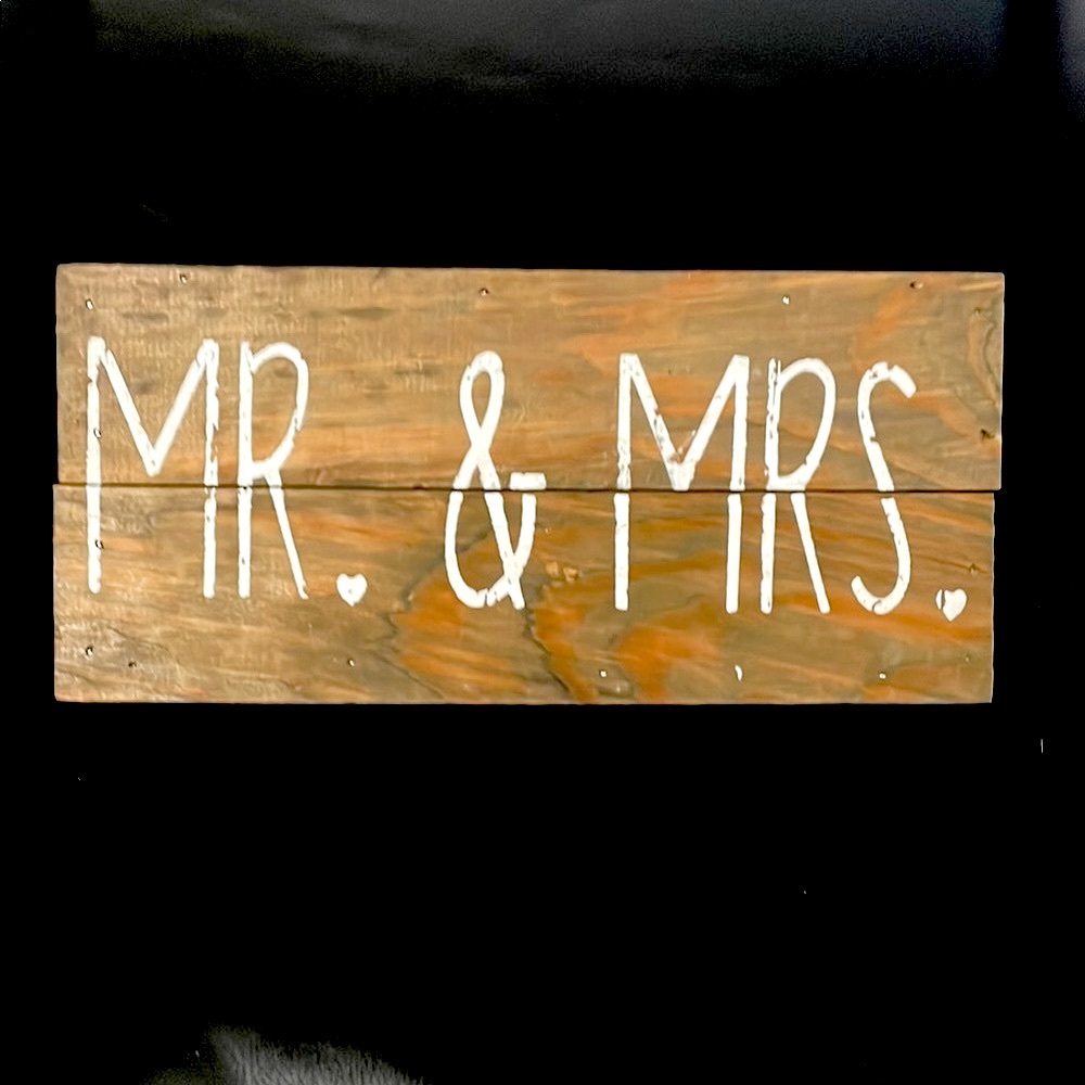 Rustic Wooden 'Mr. & Mrs.' Sign
